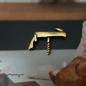 Waiter’s Corkscrew Gold Dipped Pewter Lapel Pin – CC258G – Pewter Wine and Vineyard Accessories
