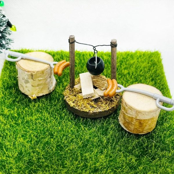 Elf Camping Scene Doll Firepit Roasting Hot Dogs Elf Prop Dollhouse Accessories Outdoor Patio Decor