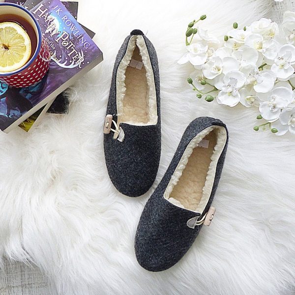 Warm Wool Felted Women’s Cold Feet Slippers Christmas Gift Idea Felted Wool Ballerinas Housewarming Present Wool Felt Moccasin Home Slippers