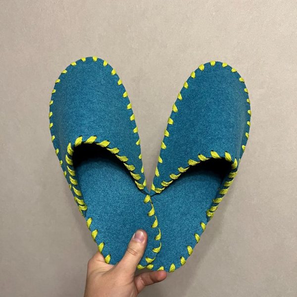 Eco-Friendly Felt House Slippers Gift / Unisex Colorful Custom Slippers / Great Warm Gift for any Occasion / Custom Design is possible