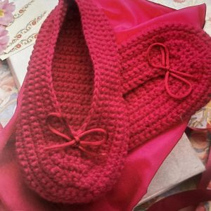 Crochet Slippers Pattern Easy Simple Indoor Comfy Slippers to Wear Cosy Handmade Gifts Crocheting Tutorial Instant Digital Download