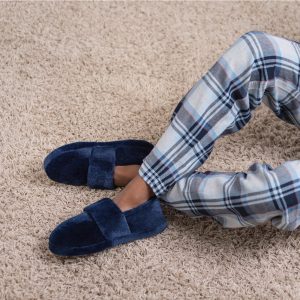 SnugToes men’s heated slippers with removable heat pads-Navy