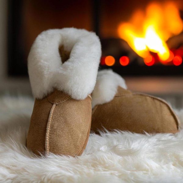 Real Sheepskin Slippers – Cozy, Warm Indoor Slippers for Ultimate Comfort – Soft Sole