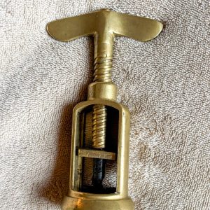 Vintage Corkscrew 50s vintage Italian corkscrew in brass Wine bar tools Bottle opener Wine lover gift Gift for her him Collectible barware